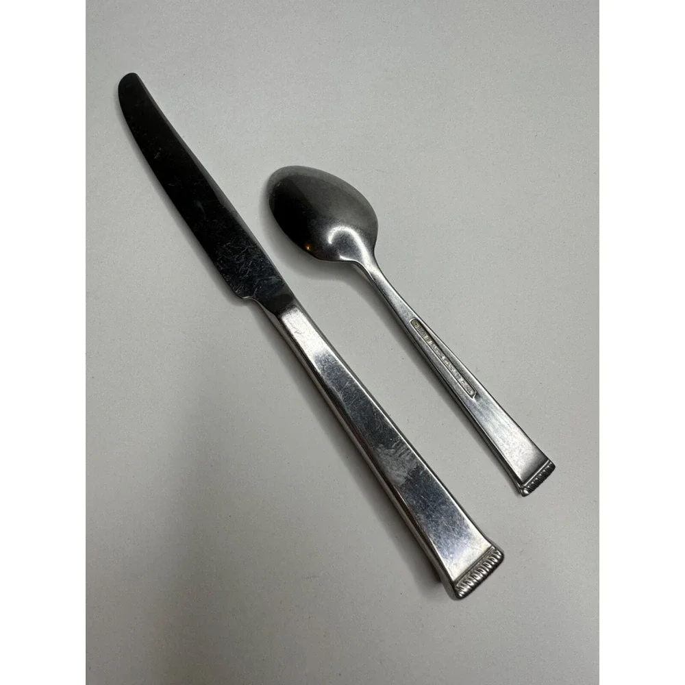 Reed & barton Teaspoon Dinner Knife set of 2 Stainless Flatware Replacement